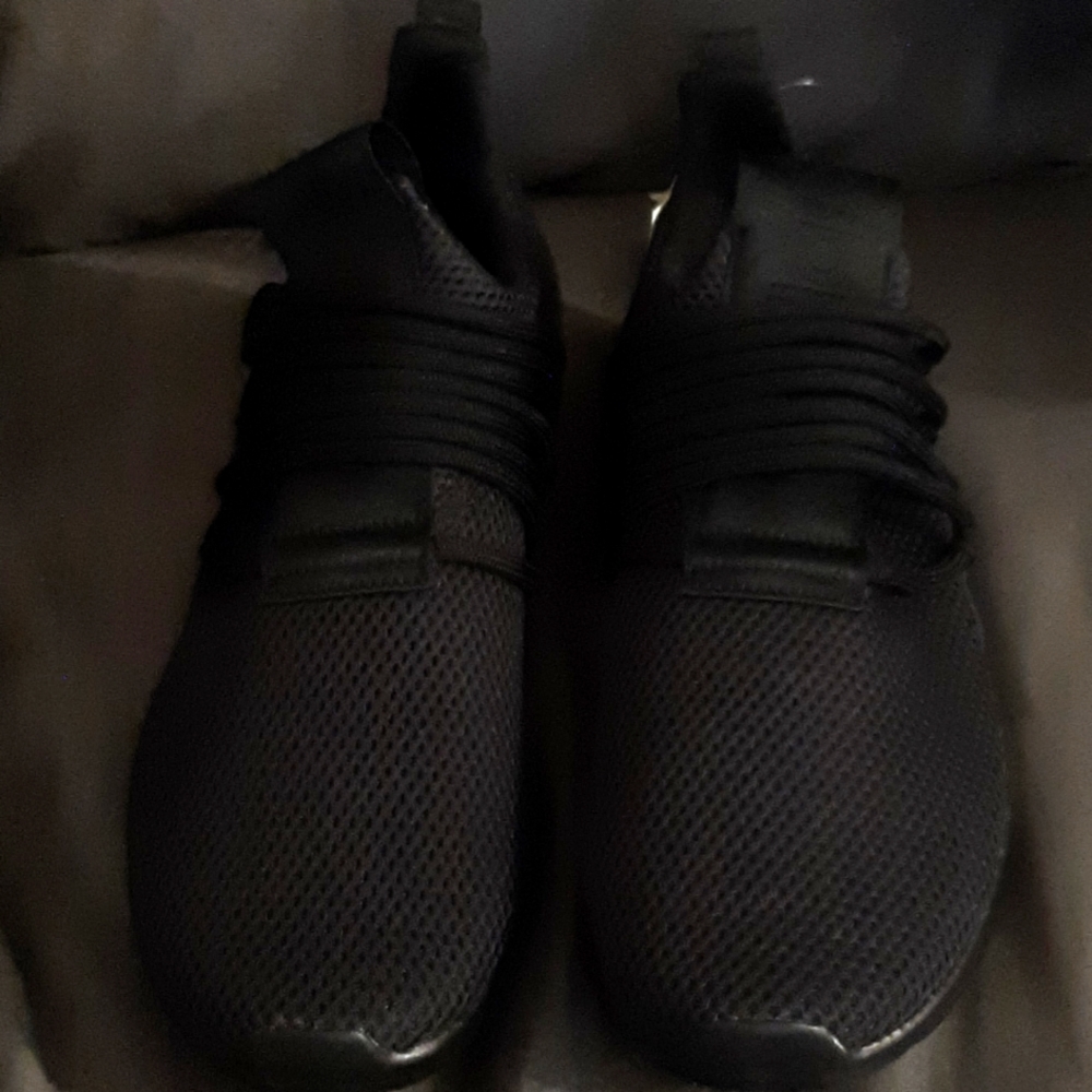 Adidas light Racer Adapt 3.0 color black size 10